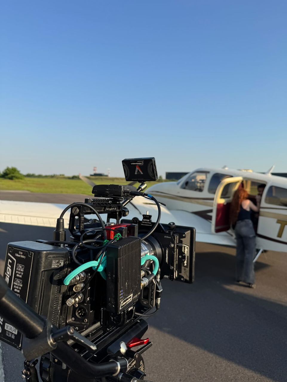Camera rig near plane