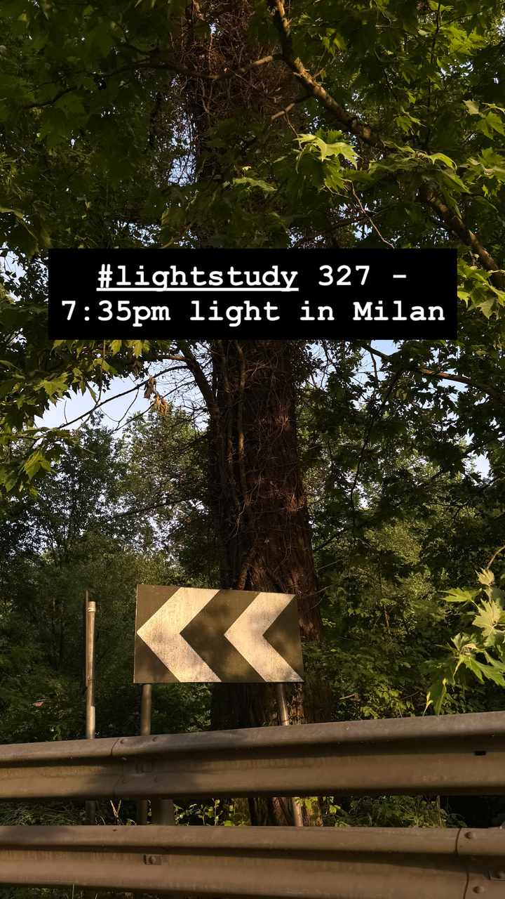 Location sign flightstop