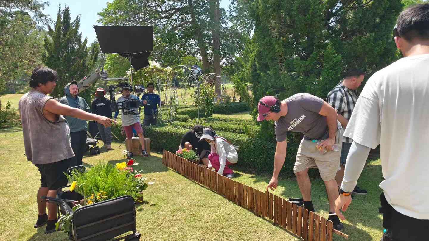Smart Lawnmower  -  Product Launch Film  -  behind the scenes 11 of 29