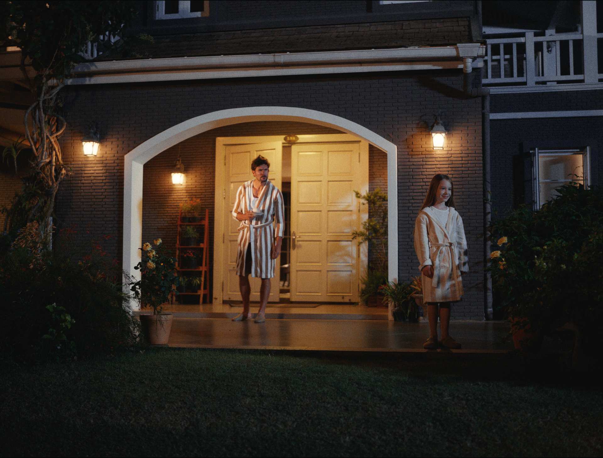 Smart Lawnmower  -  Product Launch Film  -  still 22 of 26