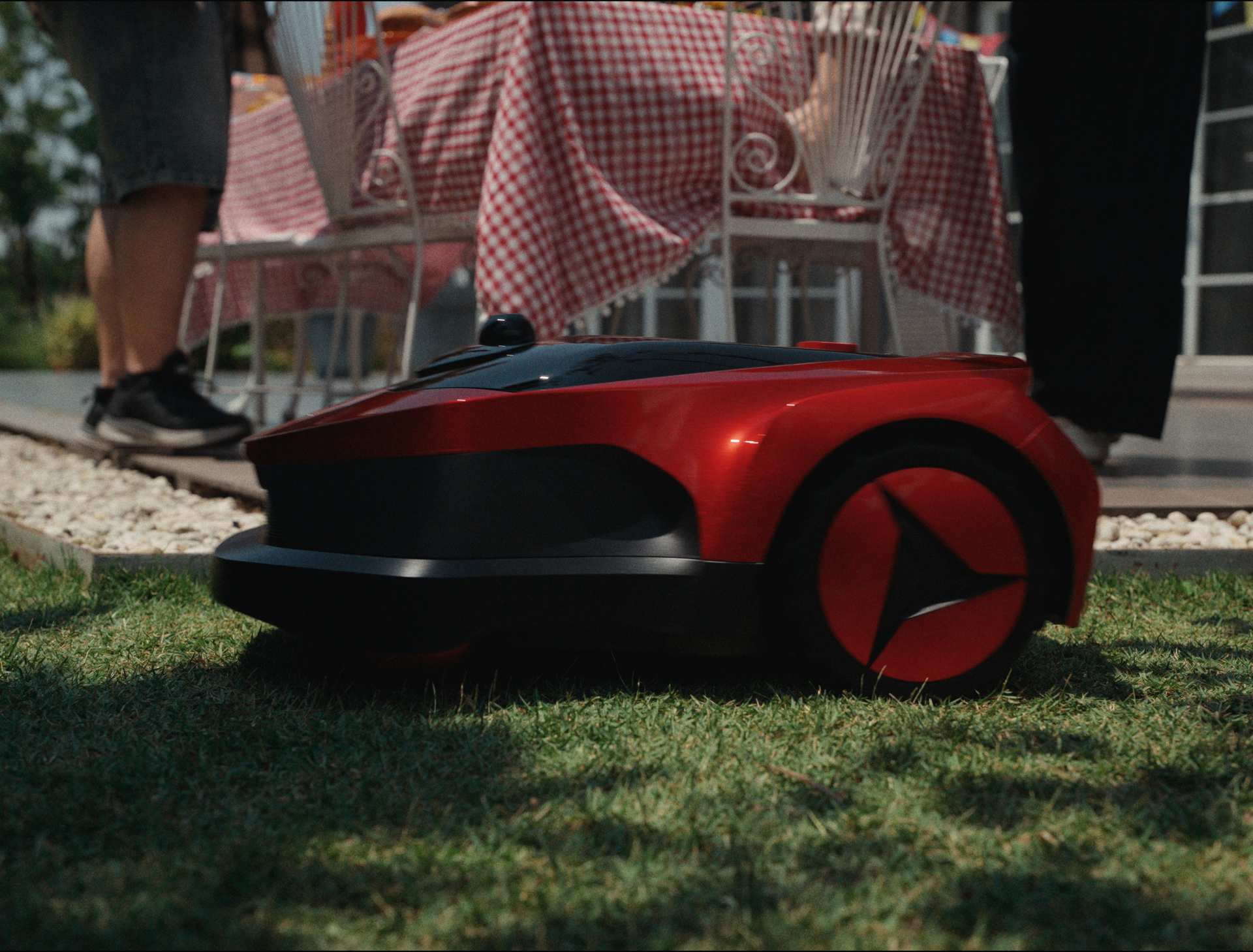 Smart Lawnmower  -  Product Launch Film  -  still 23 of 26