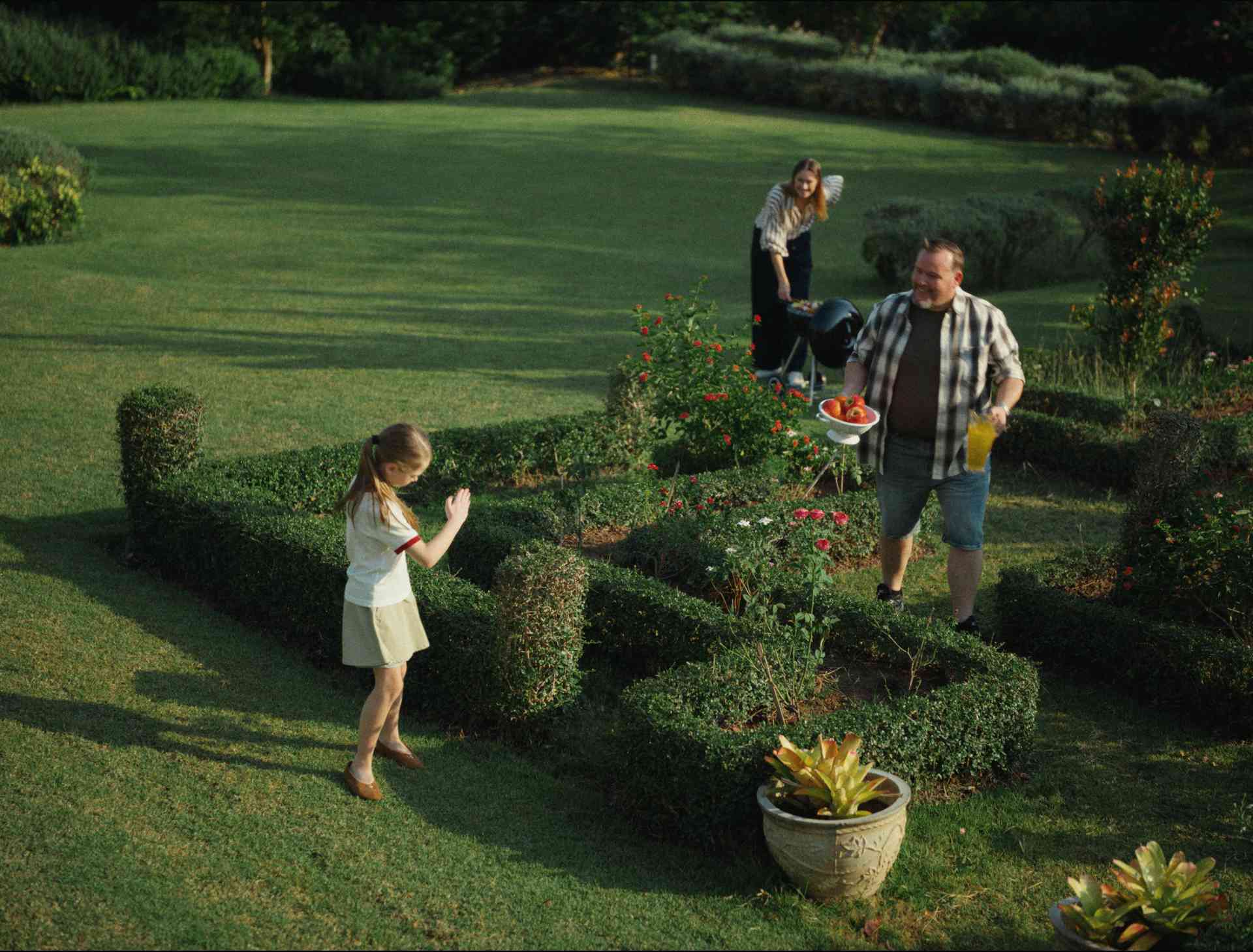 Smart Lawnmower  -  Product Launch Film  -  still 24 of 26