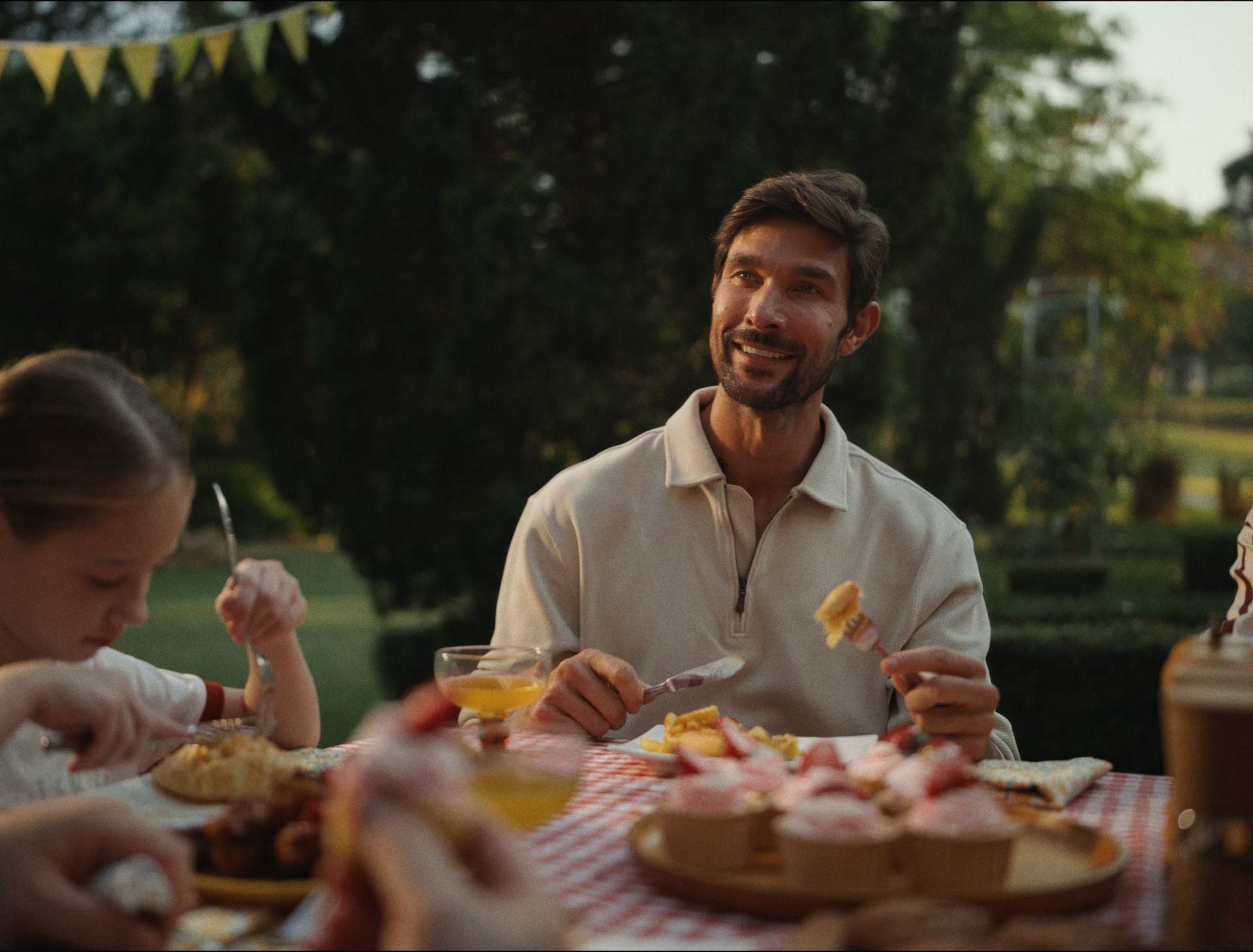 Smart Lawnmower  -  Product Launch Film  -  still 25 of 26
